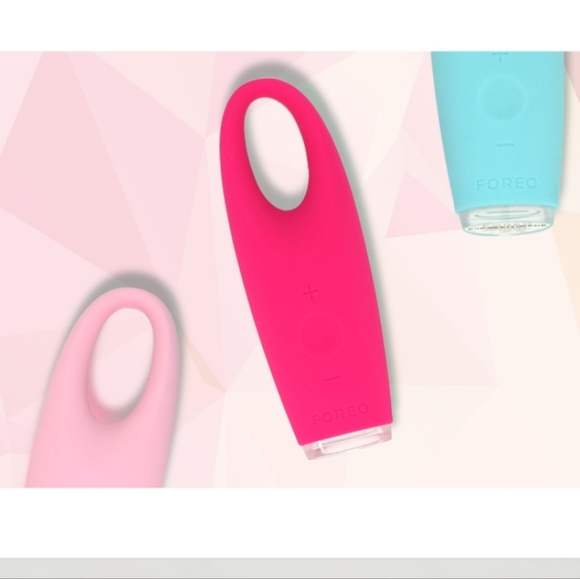 Foreo Iris Magenta NWT - Picture 9 of 11